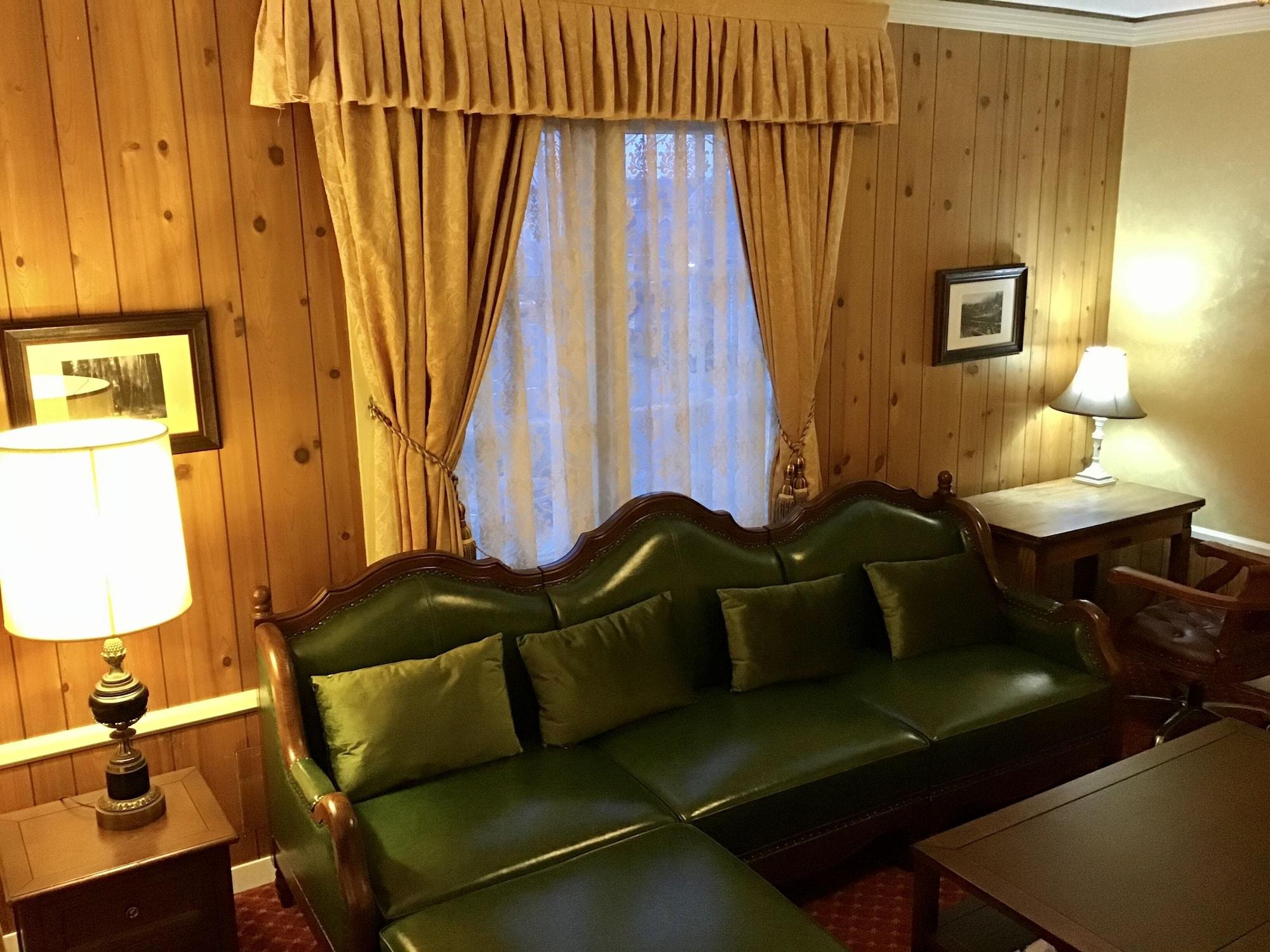 Hotel Inn, Trademark Collection By Wyndham 3*