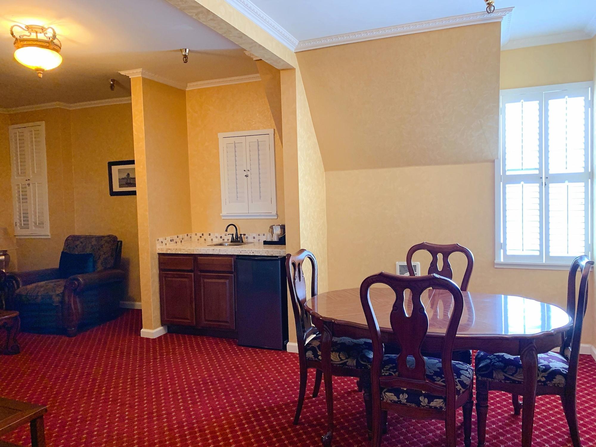 Inn, Trademark Collection By Wyndham Hotel 3*