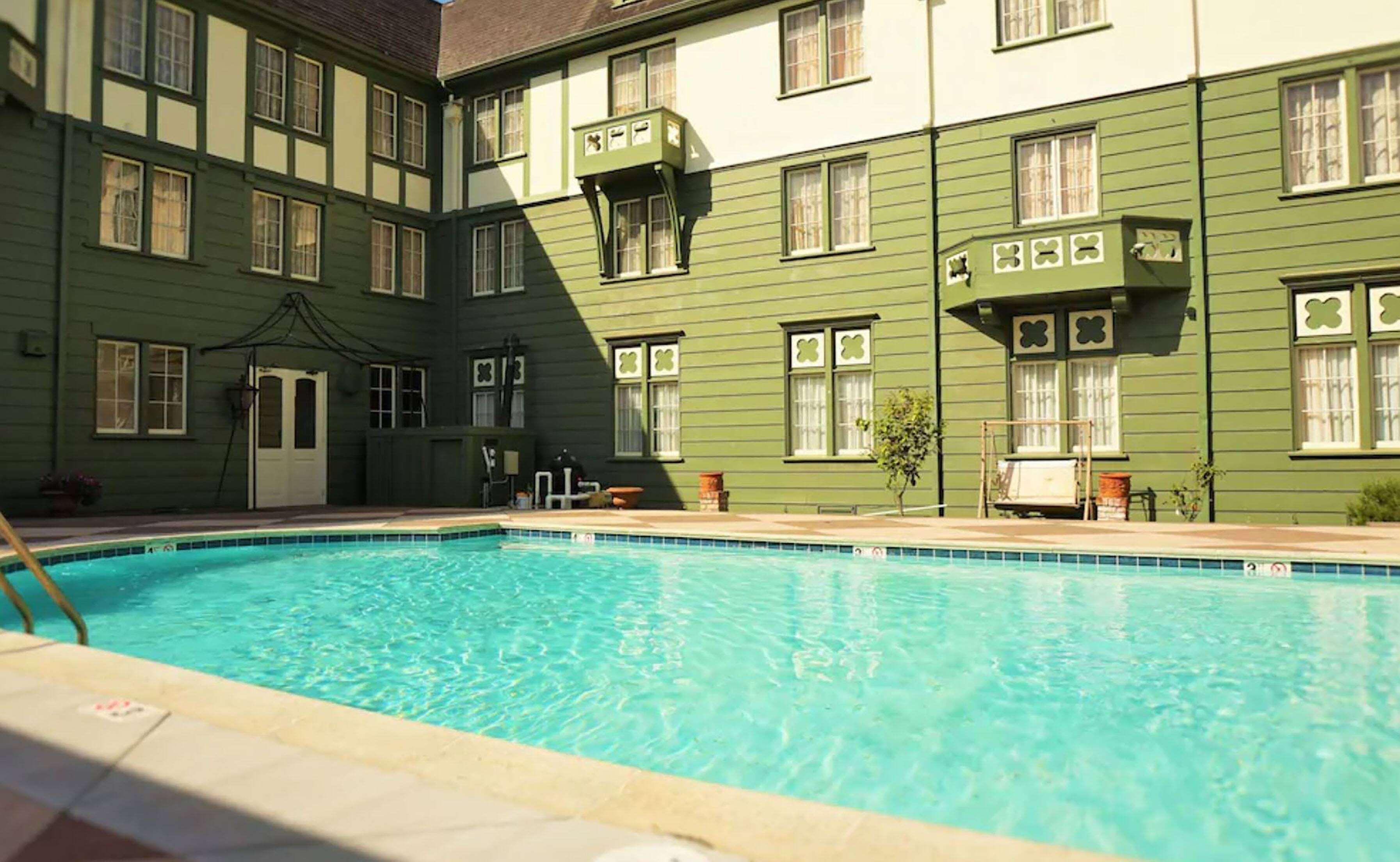 Inn, Trademark Collection By Wyndham Hotel