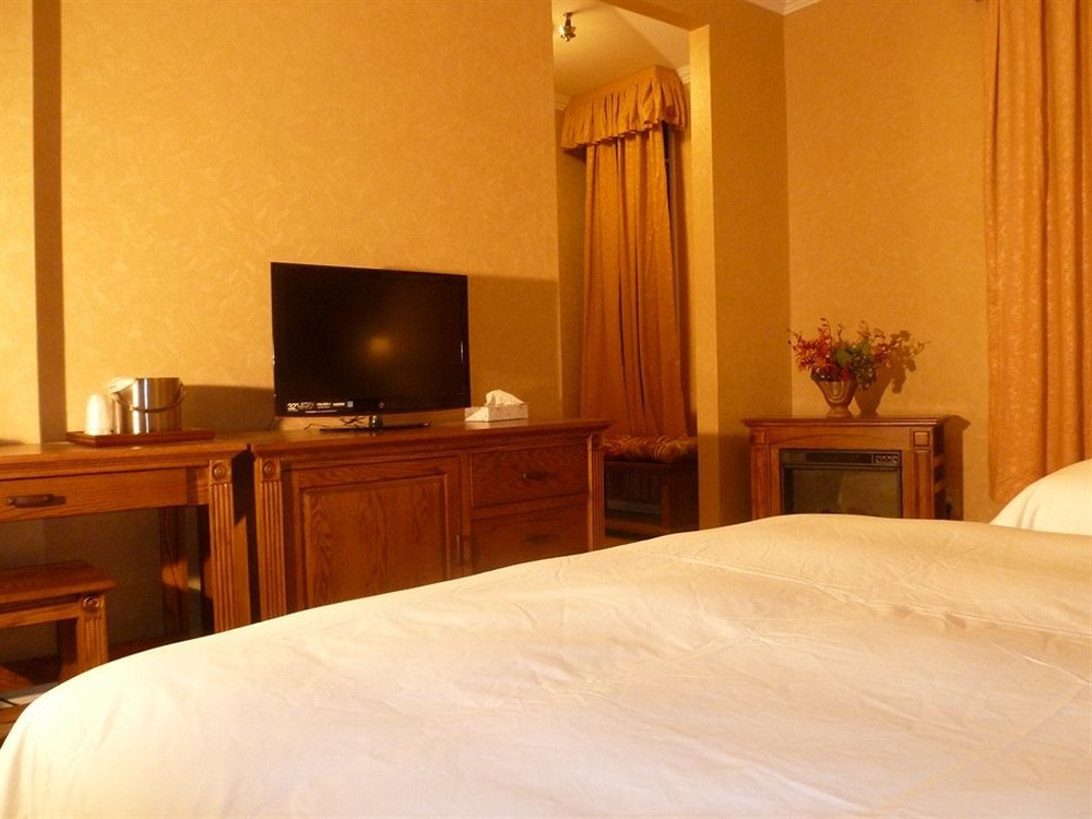 Inn, Trademark Collection By Wyndham Eureka